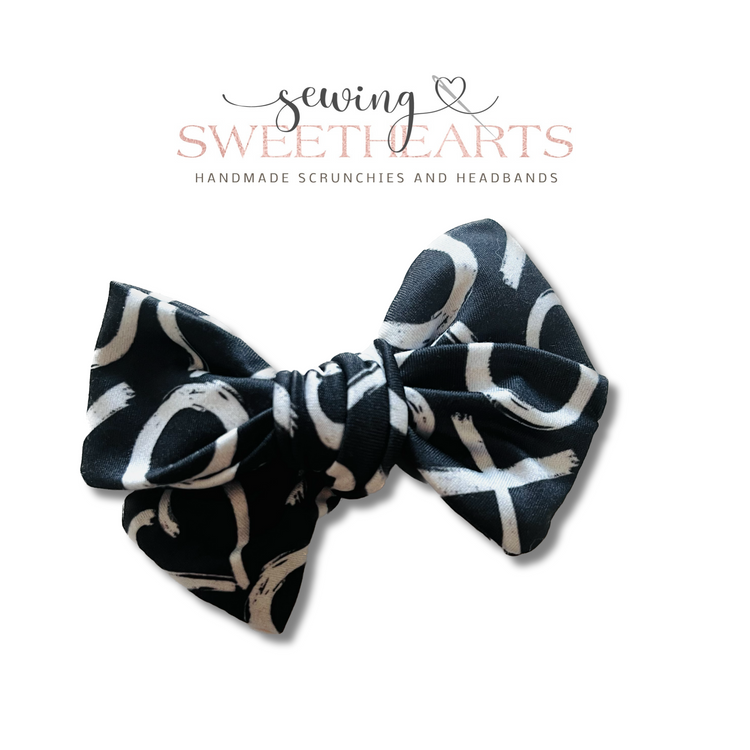 XOX Bow  Sewing Sweethearts   