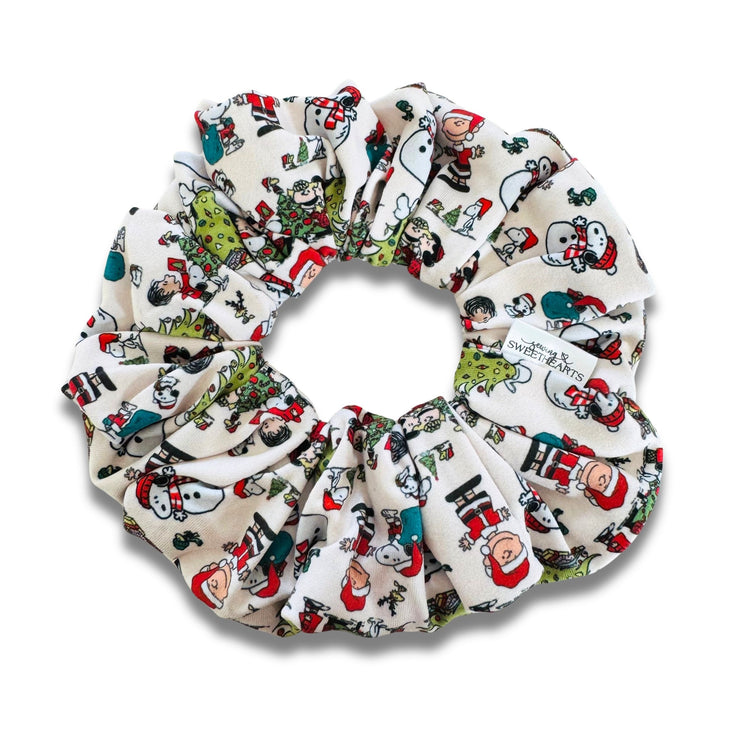 A Peanuts Christmas Scrunchie  Sewing Sweethearts   