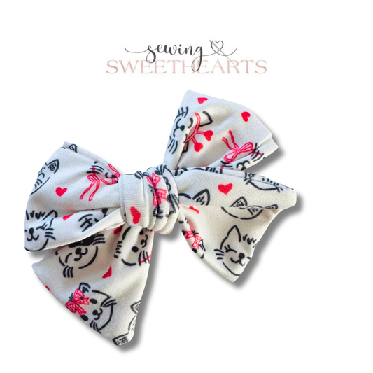 Valentine Cats Bow Sewing Sweethearts