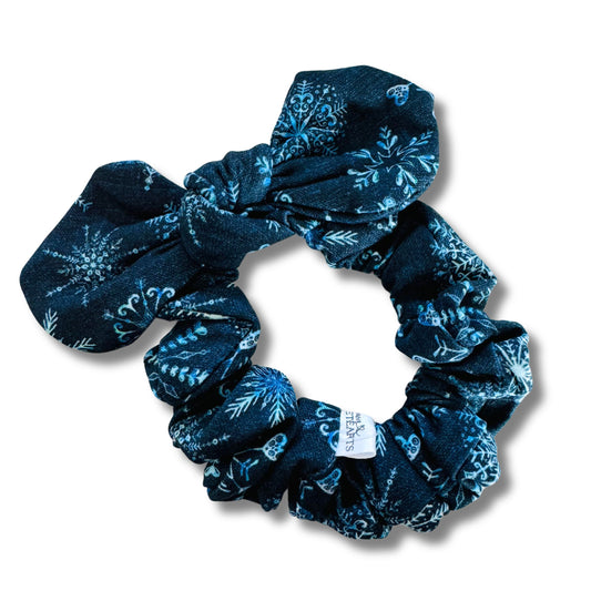 Baby It’s Cold Outside Bow Scrunchie  Sewing Sweethearts   