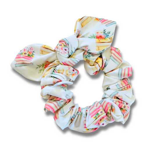 Summer Reading Bow Scrunchie  Sewing Sweethearts   